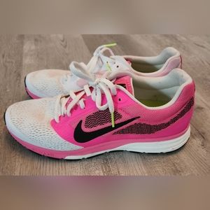 Womens Nike Shoes